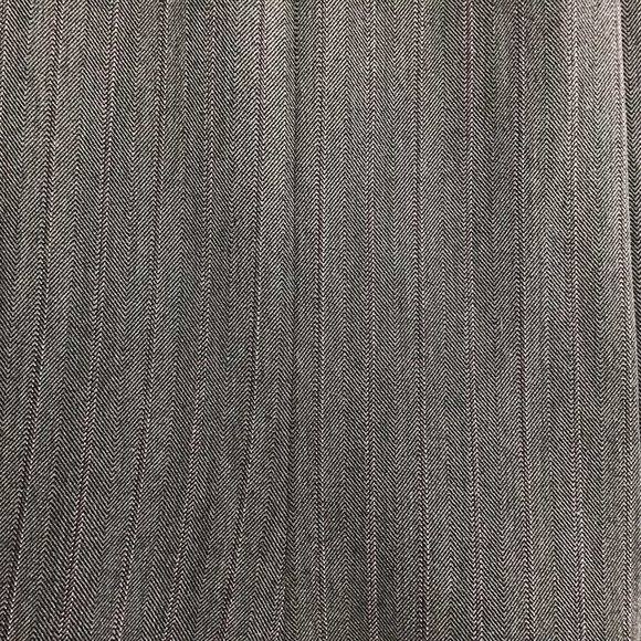 Loft outlet grey herringbone flirty academia skater mini skirt. Size 4 - Picture 2 of 7